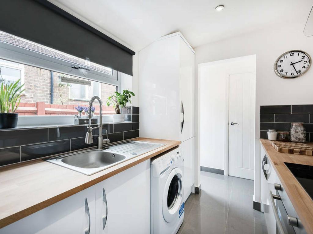 Cambridge House - Modern 2 Bedroom House, Close To Luton Airport & Town Centre Eksteriør billede